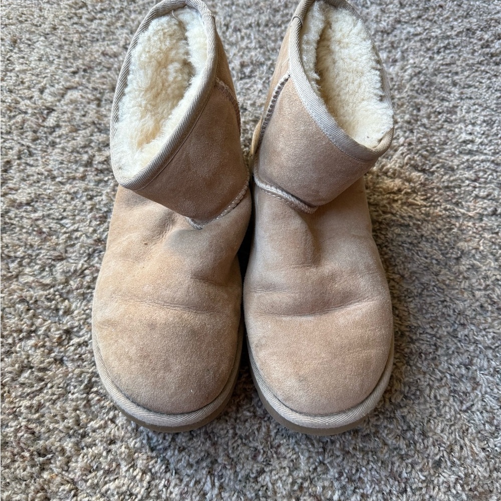 UGG Cream Shearling Boots women’s 8